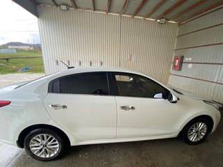2017 Kia Rio IV, белый, 1200000 рублей, вид 3