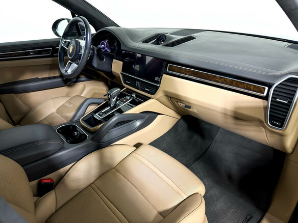 2020 Porsche Cayenne III, серый, 5970000 рублей - вид 16