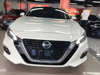2022 Nissan Altima VI (L34), белый, 1448000 рублей, вид 2