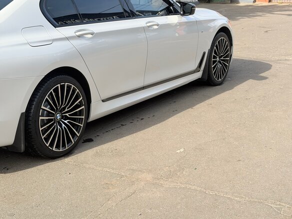 2016 BMW 7 серии 730d xDrive VI (G11/G12), белый - вид 3
