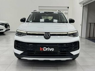 2026 Volkswagen Tharu XR 300 TSI, белый, 3090000 рублей, вид 2