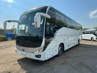 2024 Yutong ZK6128H, белый, 13950000 рублей, вид 2