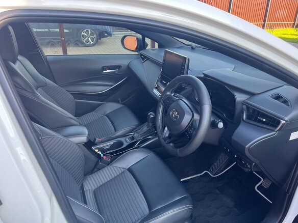 2020 Toyota Corolla XII (E210), белый, 2300000 рублей - вид 27