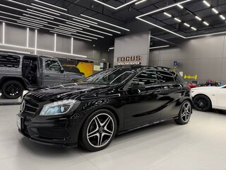 2013 Mercedes-Benz A-Класс 180 III (W176), чёрный, 1300000 рублей, вид 1