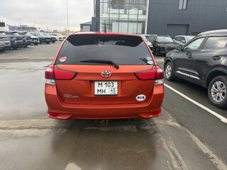 2017 Toyota Corolla Fielder XI (E160, E170, E180) Рестайлинг 1, оранжевый, 1299000 рублей, вид 4