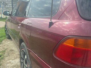 1997 Honda Orthia I, красный, 300000 рублей, вид 3