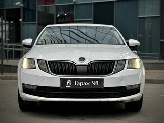 2019 Skoda Octavia III (A7) Рестайлинг, белый, 725000 рублей, вид 2