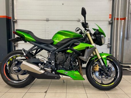 2013 Triumph Street Triple, зелёный, 700000 рублей, вид 2