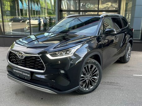 Toyota Highlander IV (XU70)