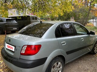2006 Kia Rio II, серебристый, 330000 рублей, вид 2
