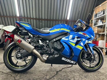 2017 Suzuki GSX-R 1000, синий, 1550000 рублей, вид 3