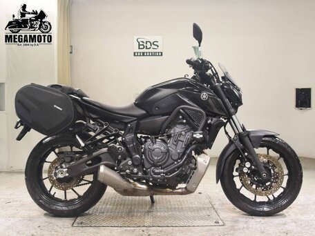 2024 Yamaha MT-07 (FZ-07), чёрный, 987250 рублей, вид 1