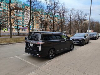 2018 Nissan Elgrand III (E52) Рестайлинг, чёрный, 2800000 рублей, вид 2