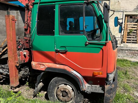 1998 Nissan Diesel, зелёный, 1800000 рублей, вид 4