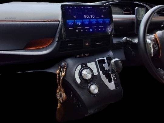 2019 Toyota Sienta II Рестайлинг, красный, 1480000 рублей - вид 6