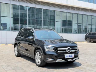 2022 Mercedes-Benz GLB 180 I (X247), чёрный, 1920000 рублей, вид 1