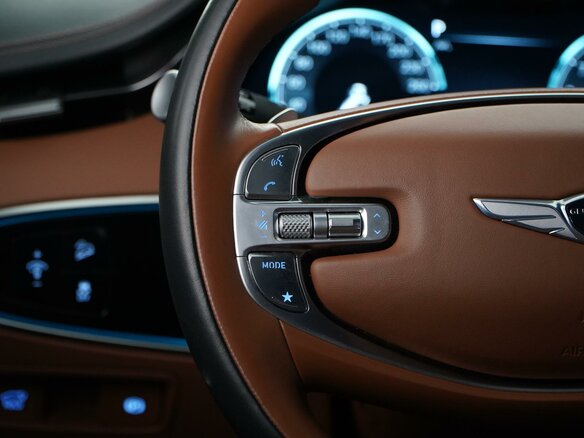 2020 Genesis GV70 I, белый, 4499654 рублей - вид 23