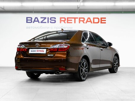2018 Toyota Camry VII (XV50) Рестайлинг 2, коричневый, 2249000 рублей, вид 5