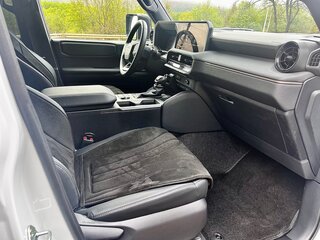 2024 Toyota Land Cruiser Prado 250 Series, белый, 7300000 рублей, вид 5