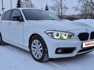 2017 BMW 1 серии 118i II (F20/F21) Рестайлинг, белый, 1690000 рублей, вид 3