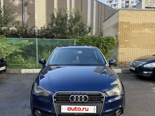 2011 Audi A1 I (8X), синий, 1100000 рублей, вид 3