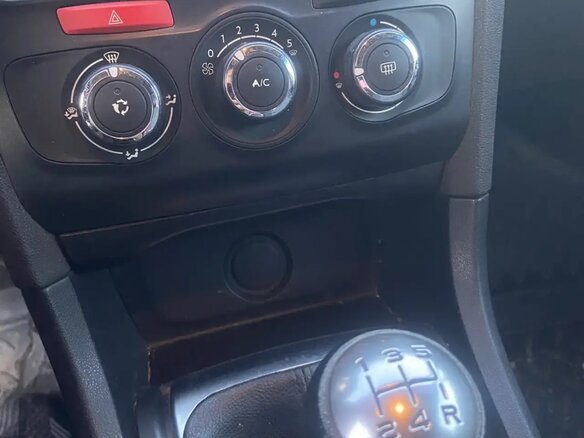 2014 Citroen C4 II, белый - вид 17