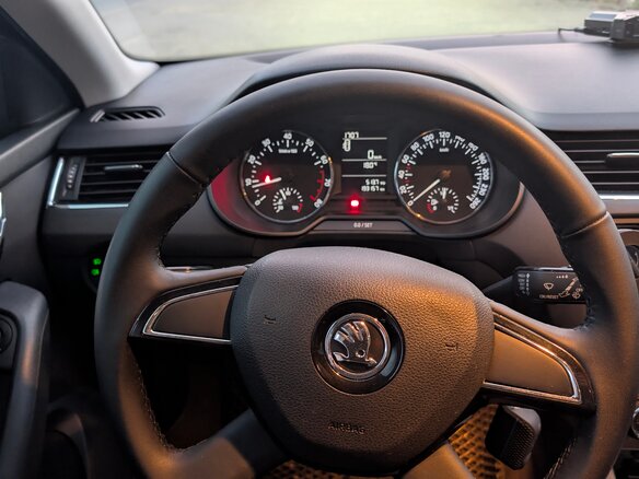 2014 Skoda Octavia III (A7), коричневый, 988000 рублей - вид 12