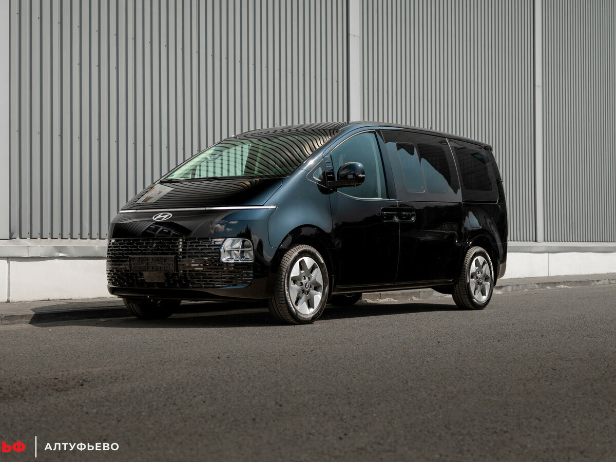 Открыть фотографии: Hyundai Staria I