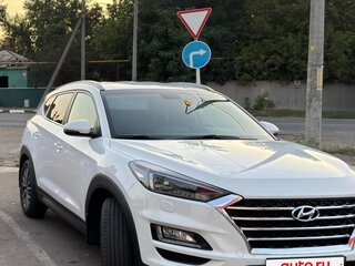 2019 Hyundai Tucson III Рестайлинг, белый, 2400000 рублей, вид 1