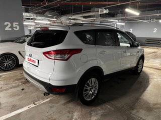 2013 Ford Kuga II, белый, 1400000 рублей, вид 3