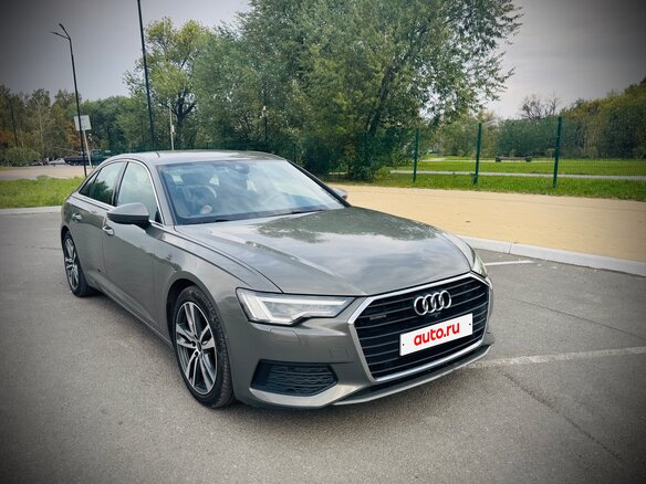 2022 Audi A6 45 TFSI V (C8), серый, 5100000 рублей - вид 2