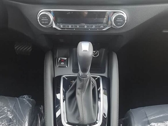 2026 Nissan Qashqai II Рестайлинг 2, коричневый - вид 12