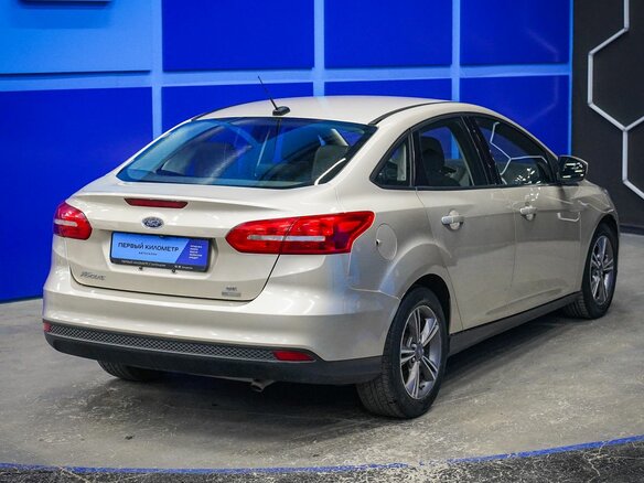 2018 Ford Focus III Рестайлинг, серый, 920000 рублей - вид 6
