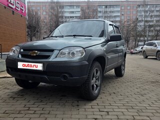 2014 Chevrolet Niva I Рестайлинг, серый, 650000 рублей, вид 1