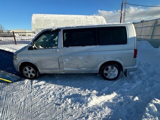 2012 Volkswagen Multivan T5 Рестайлинг, серебристый, 1448140 рублей, вид 5