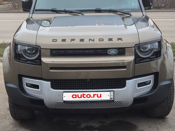 2021 Land Rover Defender 110 II, коричневый, 7000000 рублей - вид 1