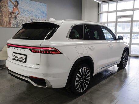 2026 Geely Monjaro I Рестайлинг, белый, 4954990 рублей, вид 3