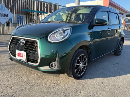 2021 Toyota Passo III Рестайлинг, зелёный, 945000 рублей, вид 2
