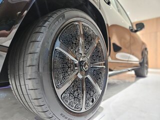 2025 Mercedes-Benz Maybach GLS 600 I Рестайлинг, чёрный, 36500000 рублей, вид 4