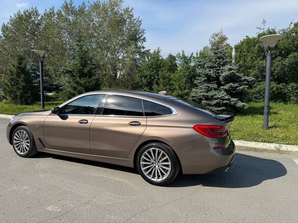2018 BMW 6 серии Gran Turismo 630d xDrive IV (G32), бежевый, 4550000 рублей - вид 5