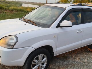 2008 Hyundai Tucson I, серебристый, 690000 рублей, вид 2