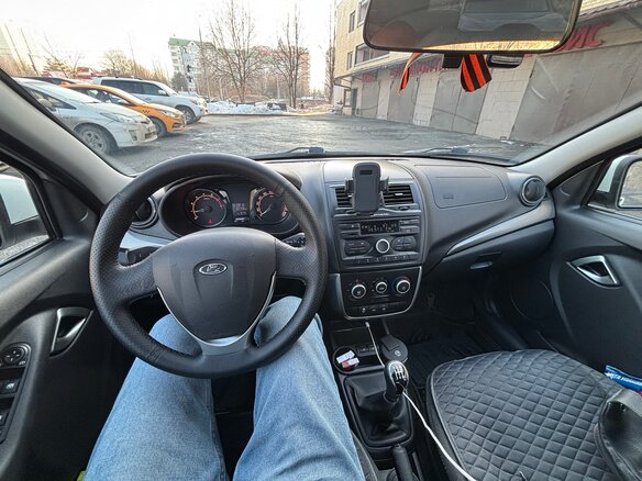 2021 Lada (ВАЗ) Granta I Рестайлинг, белый, 900000 рублей - вид 13