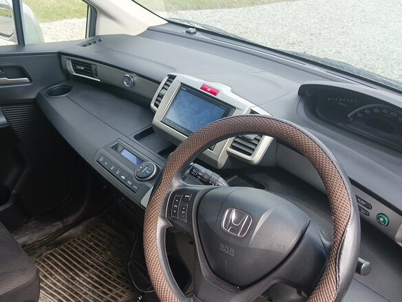 2015 Honda Freed I Рестайлинг 2, серебристый, 1150000 рублей - вид 6