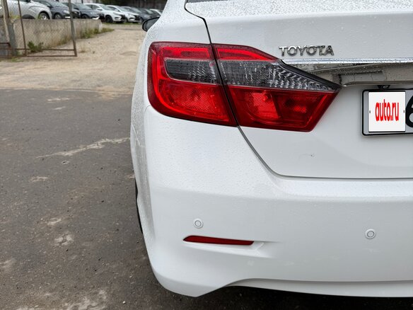 2013 Toyota Camry VII (XV50), белый, 1400000 рублей - вид 11