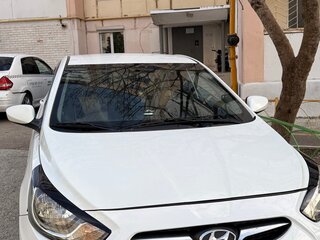 2013 Hyundai Solaris I, белый, 776000 рублей, вид 3