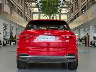 2023 Audi Q3 35 TFSI II (F3), красный, 2060000 рублей, вид 5
