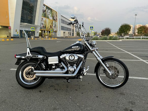 2006 Harley-Davidson Dyna Wide Glide, чёрный, 700000 рублей - вид 3