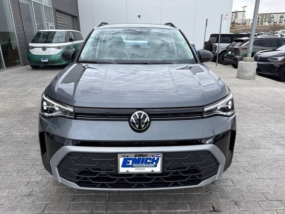 2026 Volkswagen Taos I Рестайлинг, серый, 5485527 рублей - вид 1