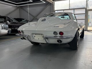 1966 Chevrolet Corvette C2, белый, 13500000 рублей, вид 4