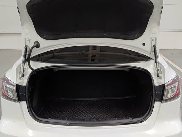 2011 Mazda 3 II (BL), белый, 790000 рублей - вид 9